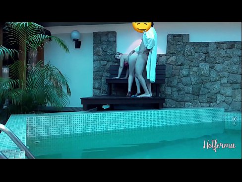 ❤️ Giimbitar sa amo ang katabang sa pool, apan dili makasukol sa init ❤ Just porn sa ceb.pornochaturbate.ru